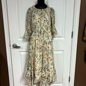 Ladies Floral Tiered Dress size 8